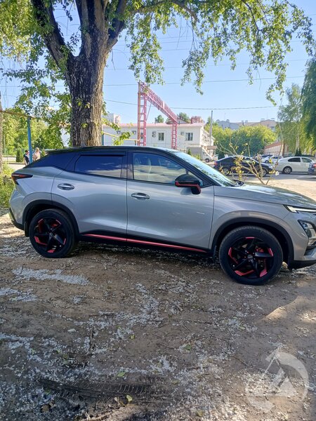 Omoda C5