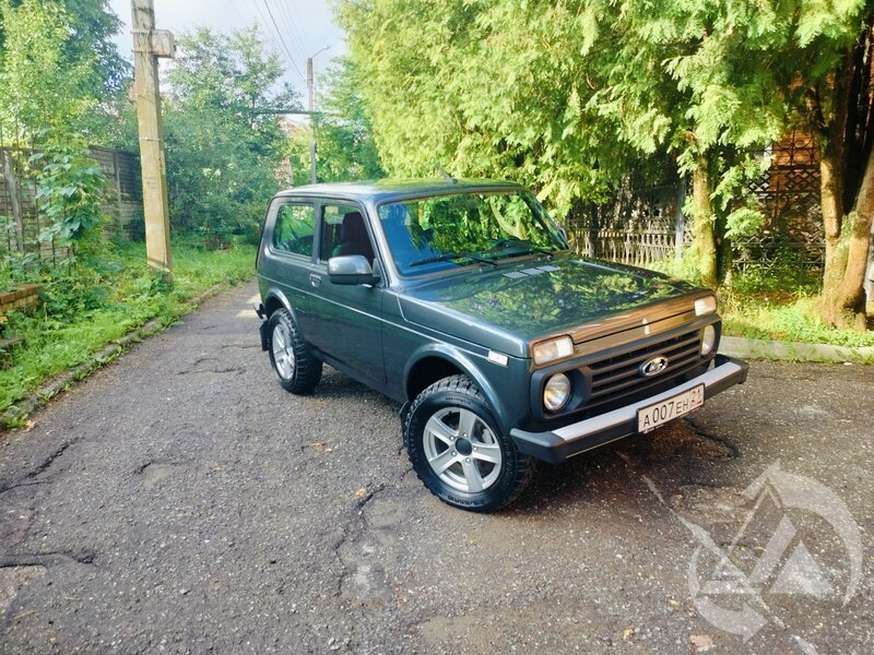 ВАЗ (Lada) Niva Legend