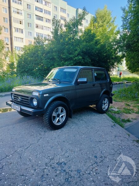 ВАЗ (Lada) Niva Legend