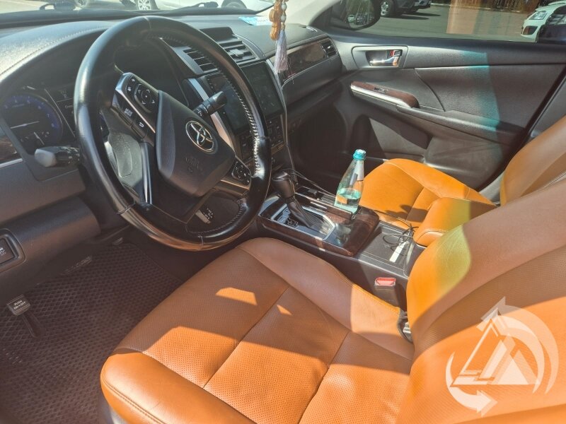 Toyota (Тойота) Camry (Камри)