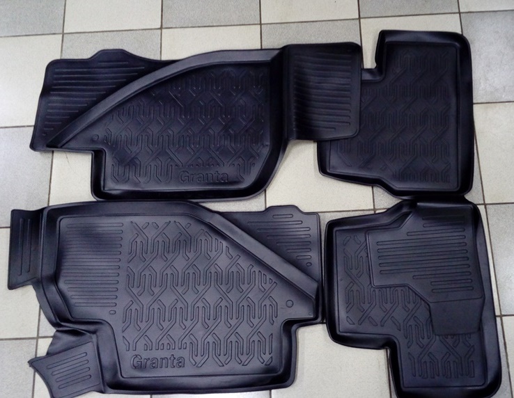 Ковры салона Lada Granta (п/у, неоригинальный рисунок)